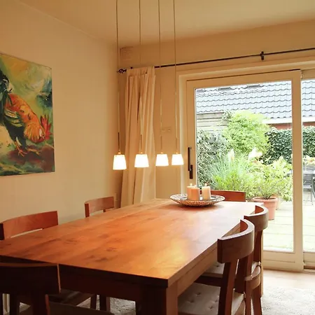 Holiday De Appelboom Feriehus