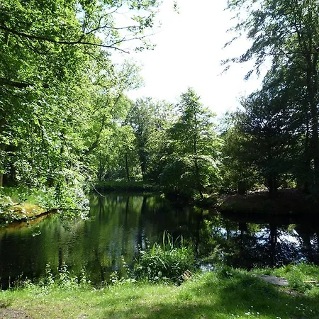 Holiday De Appelboom Feriehus
